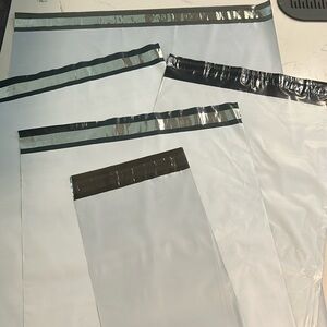 (50) Poly Mailer in Various sizes